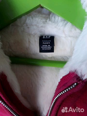Курточка для девочки Baby Gap на 2-3 года Курточка для девочки Baby Gap на 2-3 года