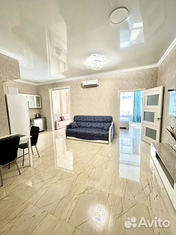 

2-к. квартира, 70 м², 2/7 эт.