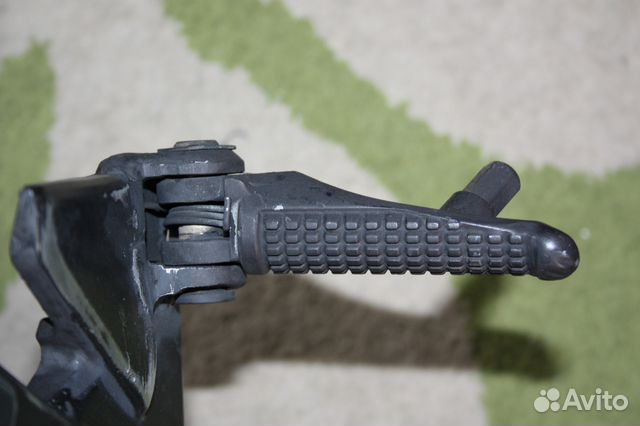 Продам кронштейны подножек Kawasaki ER-6F / ER-6N