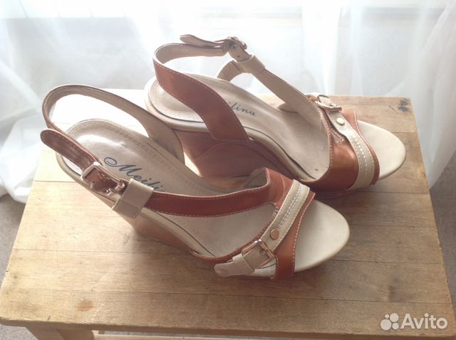 Босоножки 38р Босоножки 38р