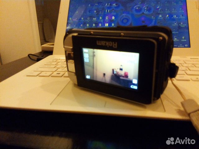 Продам видеокамеру Rekam Xproof DVC-380