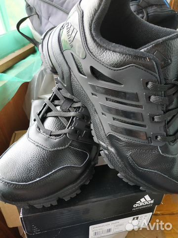 Осенне-Зимние кроссовки Adidas марафон Новые Кожа Осенне-Зимние кроссовки Adidas марафон Новые Кожа