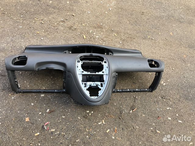 Торпедо Citroen Xsara Picasso