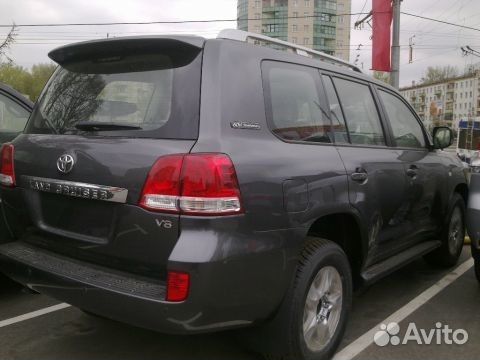 Рейлинги серебристые Toyota Land Cruiser 200 Рейлинги серебристые Toyota Land Cruiser 200