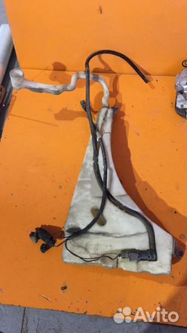 Бачек омывателя на Porsche Cayenne