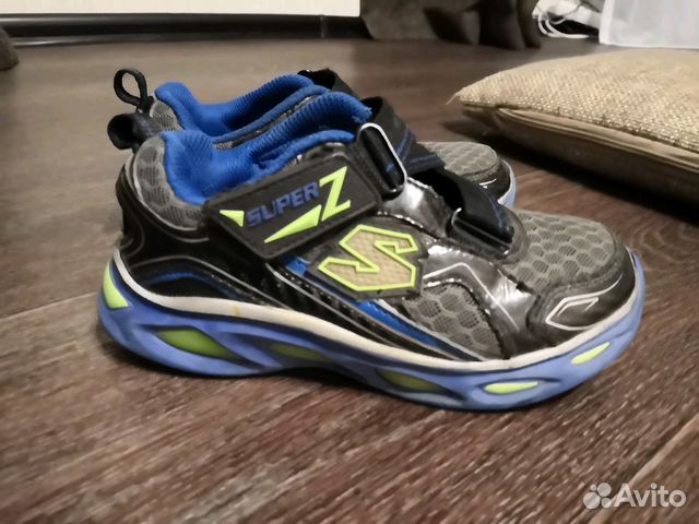 Светящиеся кроссовки skechers 28,5 Светящиеся кроссовки skechers 28,5