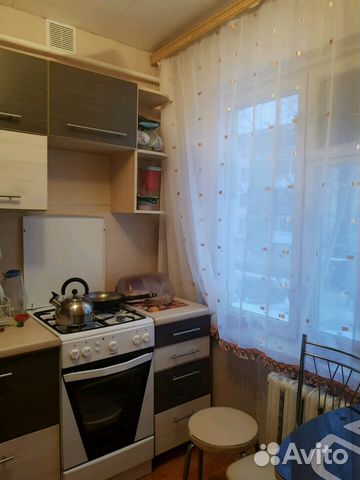 4-к квартира, 60 м², 1/5 эт.