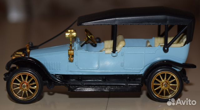 Масштабная модель авт-ля Руссо-Балт масштаб 1/43 Масштабная модель авт-ля Руссо-Балт масштаб 1/43