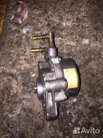 Вакуумный насос Range Rover III,Discovery IV Вакуумный насос Range Rover III,Discovery IV