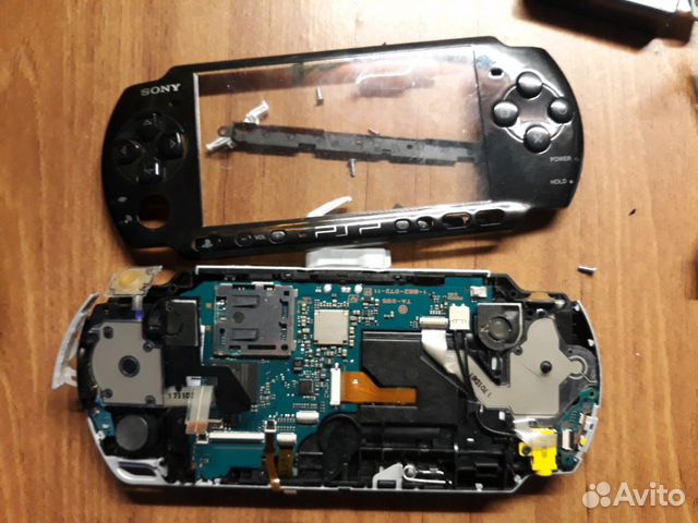 Psp 3008. PSP Slim 3008 разобранный. Плата ПСП 3008. PSP 3008 контроллер питания. Плата PSP 3008.