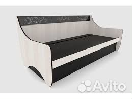 Кровать с подъёмным механизмом