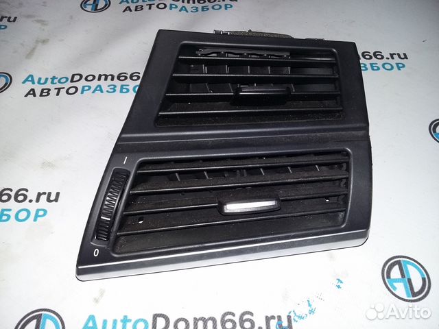 Дефлектор печки правый BMW x5 e70 x6 e71 Дефлектор печки правый BMW x5 e70 x6 e71