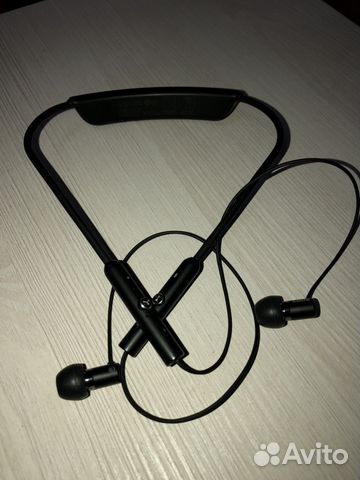 Беспроводные наушники Sony