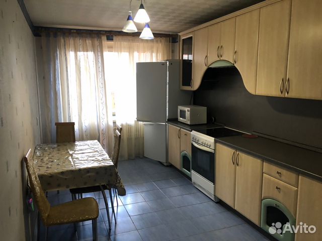 3-к квартира, 90 м², 4/10 эт.