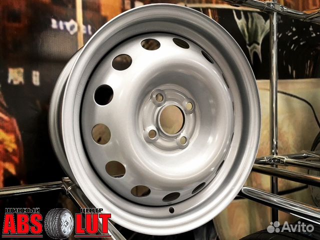 Стальные диски R15 на Daewoo Nexia Стальные диски R15 на Daewoo Nexia