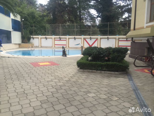 Дом 600 м² на участке 5 сот.