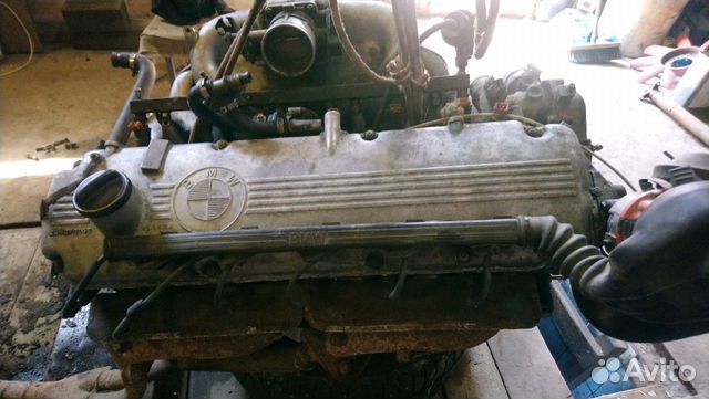 Двигатель m30b28