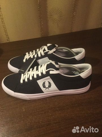 Fred perry оригинал новые 43 размер