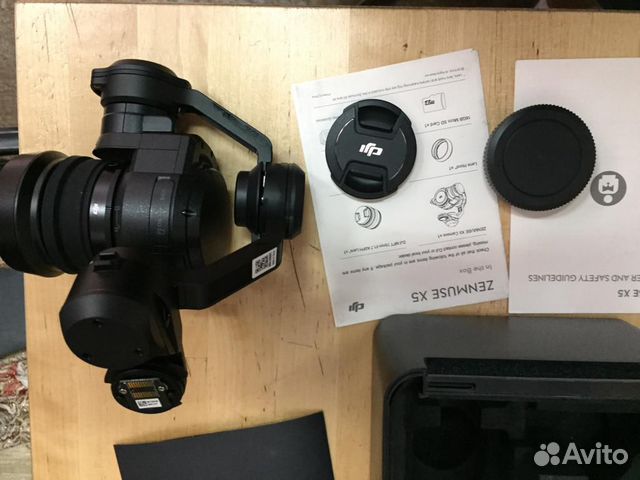 Подвес с камерой и объективом DJI Zenmuse X5