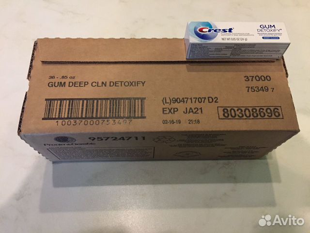 Зубная паста Crest Gum Detoxify Deep Clean 36 шт