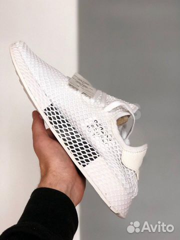 Adidas Deerupt белые Adidas Deerupt белые