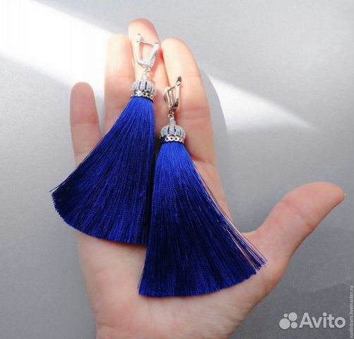 Серьги кисти и кристаллы Сваровски