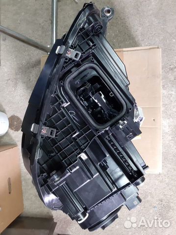 Фара правая на Mercedes W167 GLE