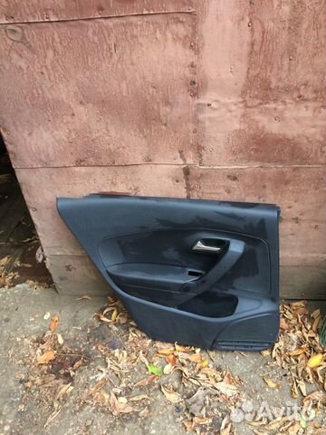 Обшивка задней левой двери Polo Sedan