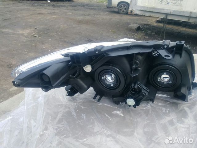 Фара Toyota Corolla (06-10г.) передняя