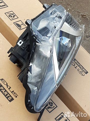 Фара левая Тойта Рав4 CA40 галоген рестайлинг Фара левая Тойта Рав4 CA40 галоген рестайлинг