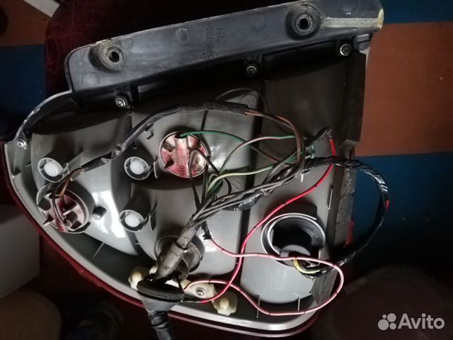 Фонарь задний правый на Hyundai Accent