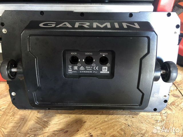 Эхолот Garmin Striker plus 7SV GT52
