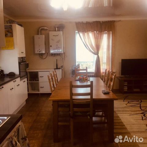 Дом 180 м² на участке 10 сот.