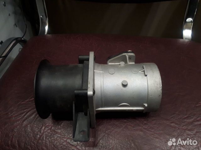 Расходомер Audi 80 100 a4 a6 a8 2.8 078133471A Расходомер Audi 80 100 a4 a6 a8 2.8 078133471A
