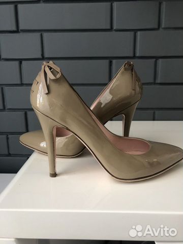 Туфли-лодочки Red Valentino оригинал Туфли-лодочки Red Valentino оригинал