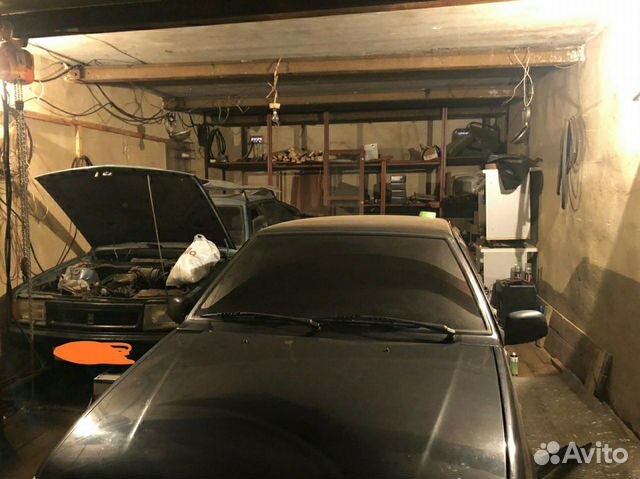 Гараж, > 30 м²