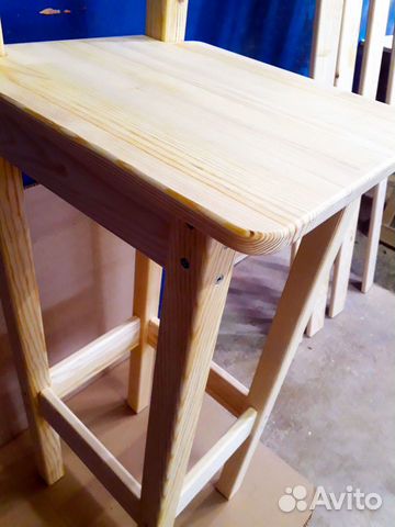 Стул барный со спинкой