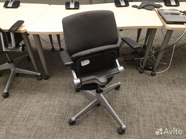 Кресла складные на колесах Steelcase Кресла складные на колесах Steelcase