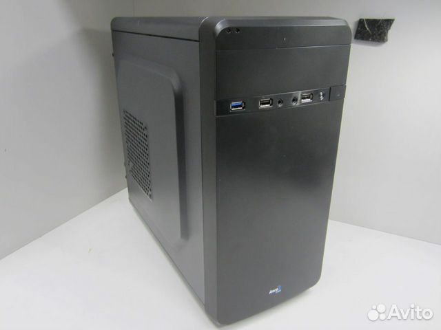 Корпус Minitower Aerocool QS-180 (новый) Корпус Minitower Aerocool QS-180 (новый)