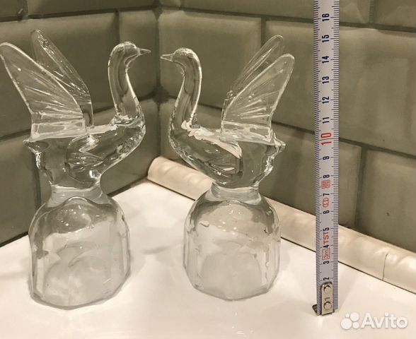 Хрустальные бокалы лебеди