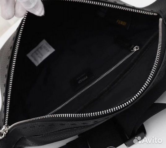 Сумка Fendi поясная Сумка Fendi поясная