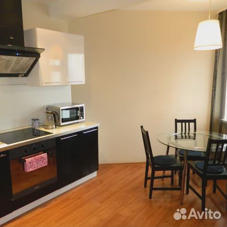 1-к квартира, 42 м², 7/18 эт. 1-к квартира, 42 м², 7/18 эт.