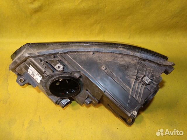 Фара правая volkswagen tiguan 752
