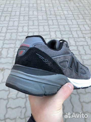 Кроссовки