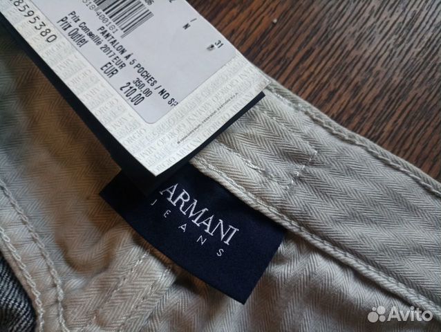 40 Armani новые джинсы rrp 350 euro