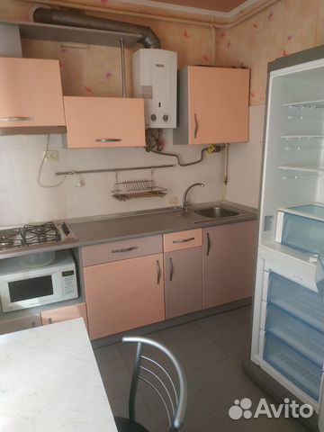 1-к квартира, 38 м², 1/4 эт.