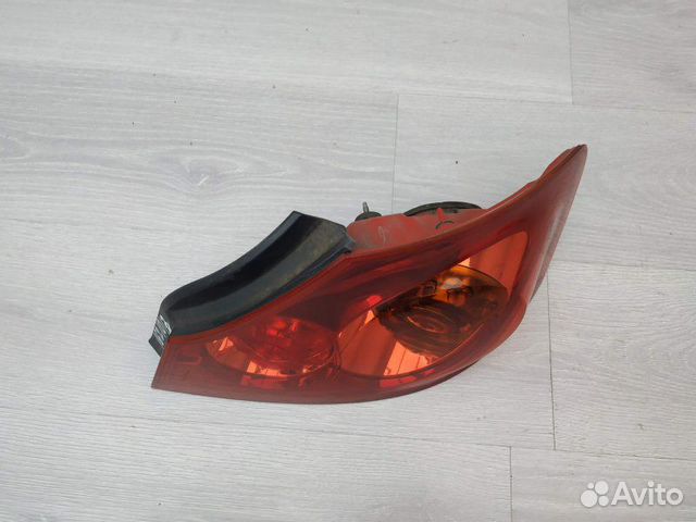 Фонарь правый 26550JK00B Infiniti G35 V36 Фонарь правый 26550JK00B Infiniti G35 V36