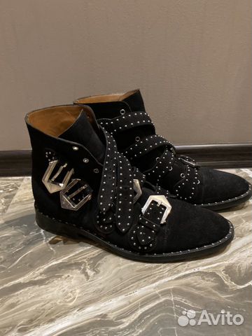 Казаки Givenchy