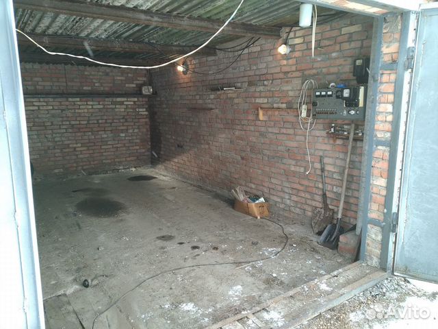 Гараж, > 30 м²