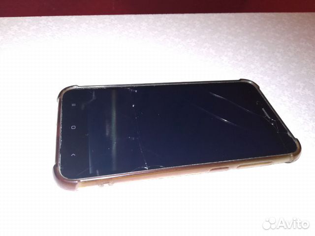Телефон Xiaomi Redmi 5A Телефон Xiaomi Redmi 5A
